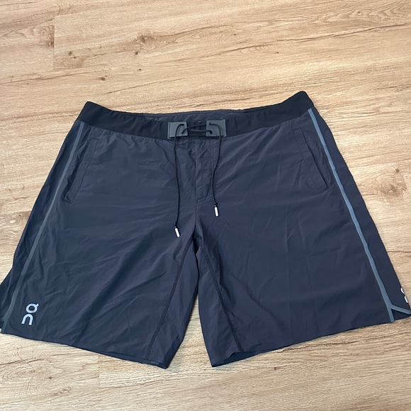 On running short size XXL - Picture 1 of 6